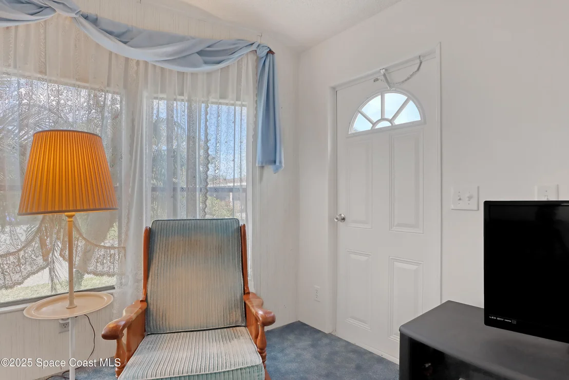 Photo of 4438 Twin Lakes Drive