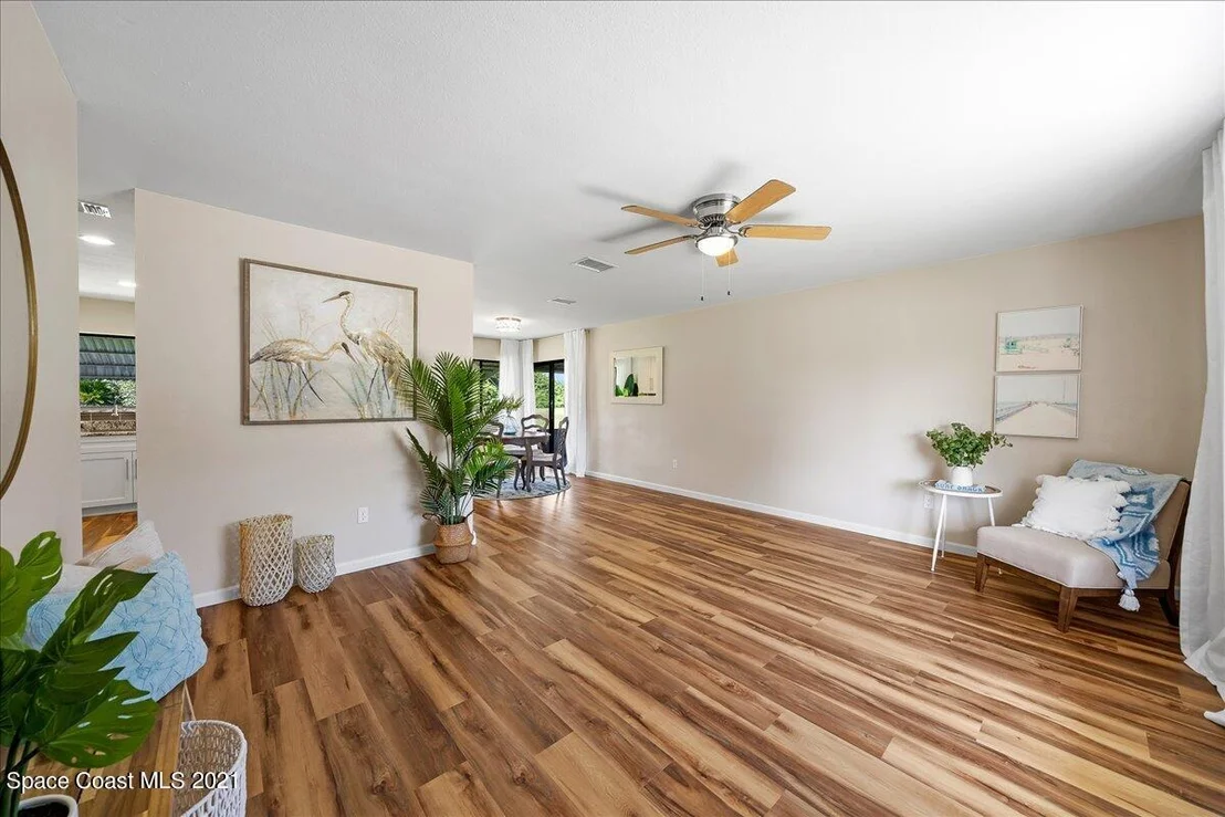 Photo of 1394 Carr Circle NE
