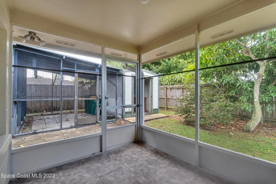 Photo of 511 Avignon Drive