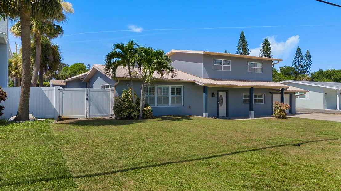 Photo of 1054 Pinetree Drive