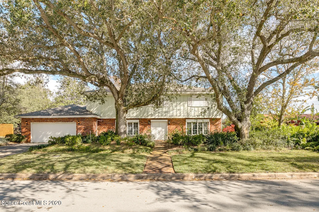 Photo of 3208 Buckingham Lane