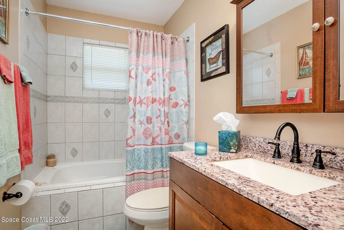 Photo of 1231 Freil Road NE