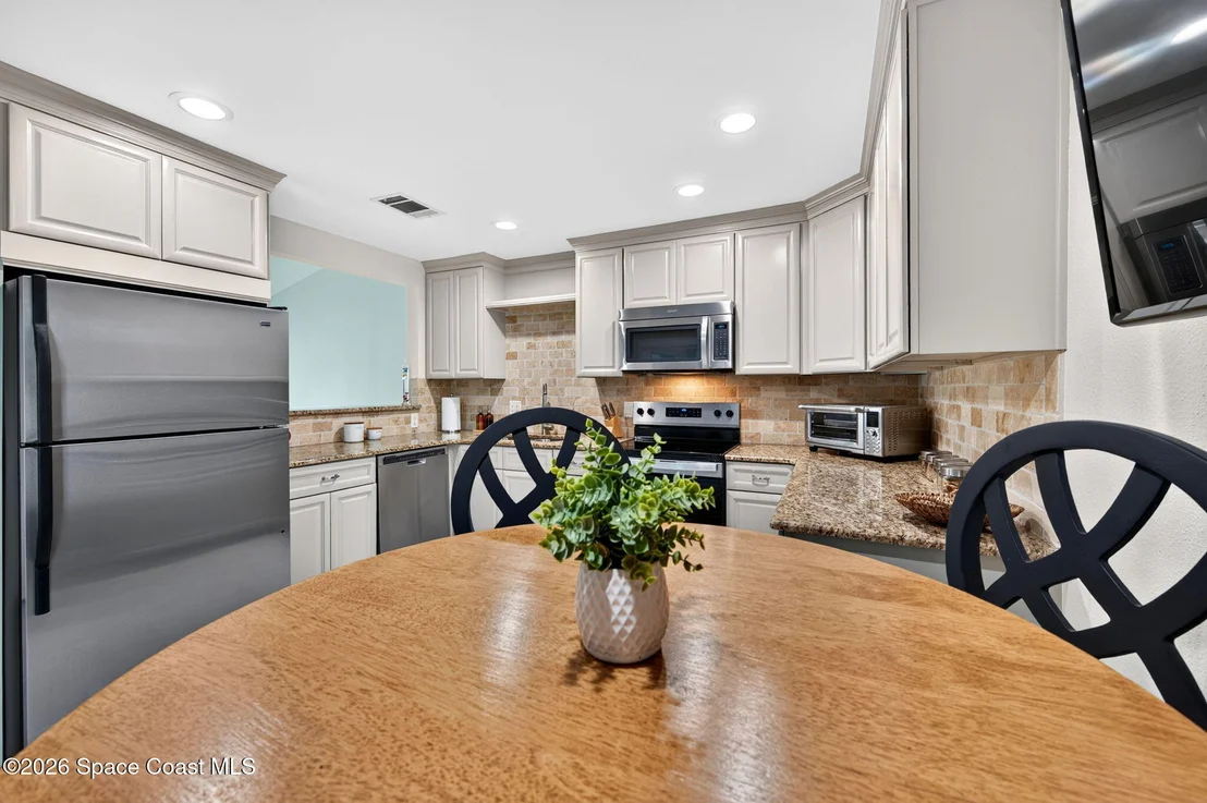 Photo of 414 Myrtlewood Road