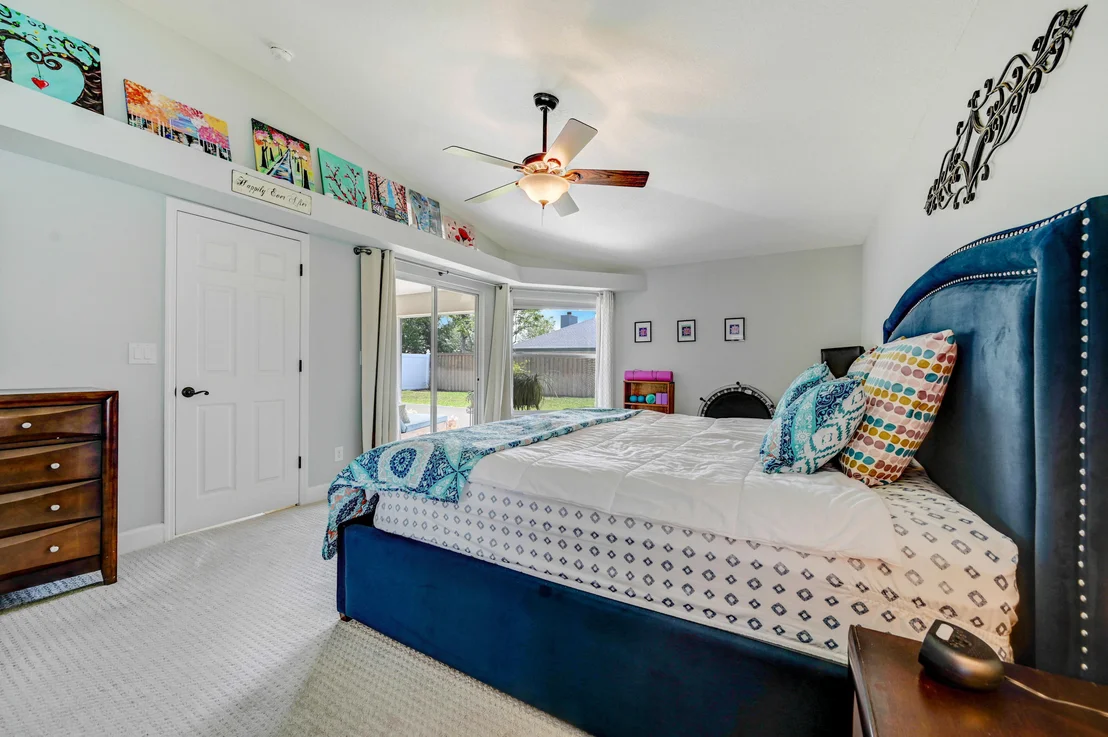 Photo of 4925 Buttonwood Drive