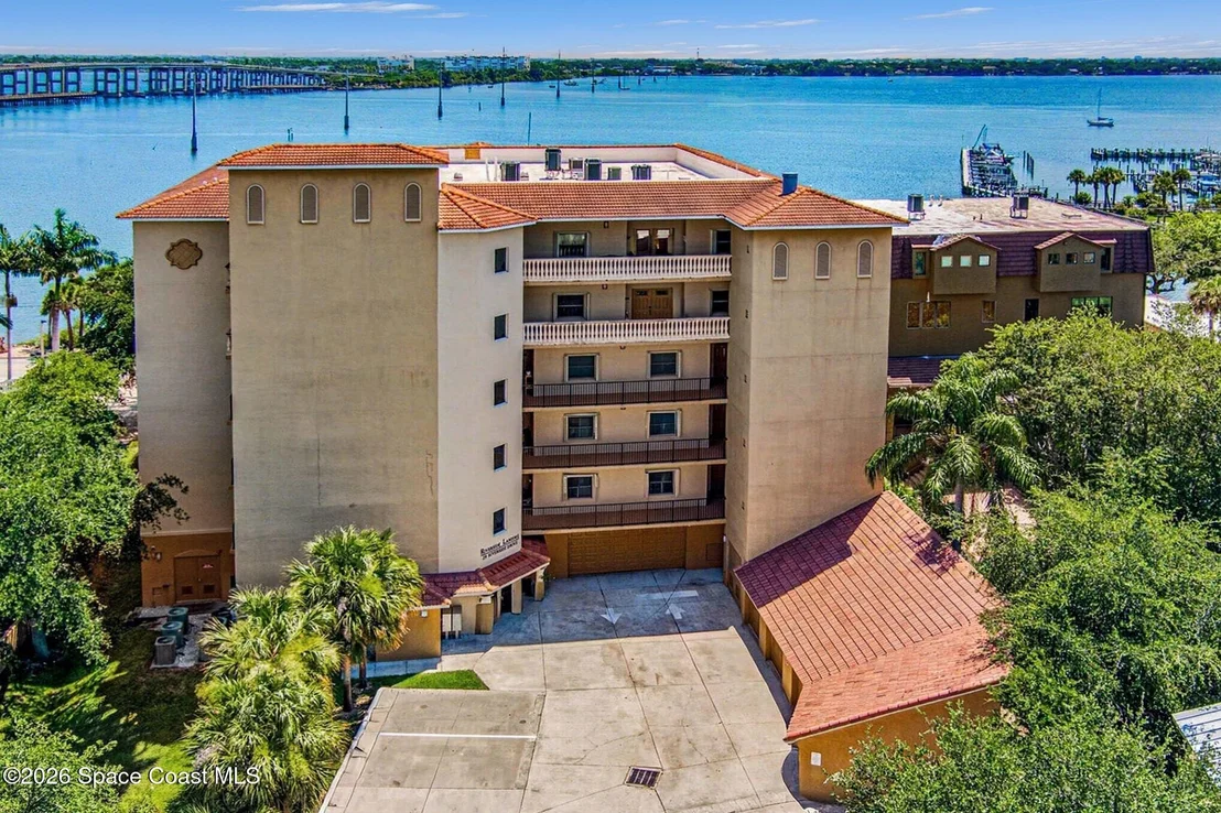 Photo of Unit 203 at 29 Riverside Drive