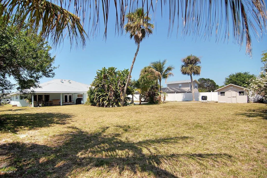 Photo of 1539 Bayshore Drive