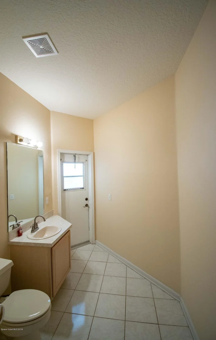 Photo of 1400 Flatwoods Road