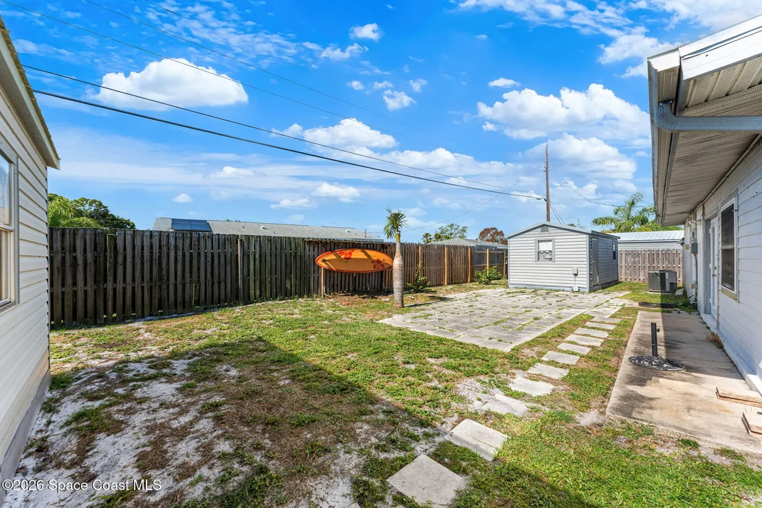 Photo of 1055 Daytona Drive NE
