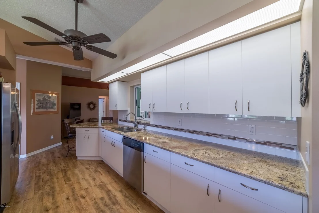 Photo of 1507 Meadowbrook Road NE