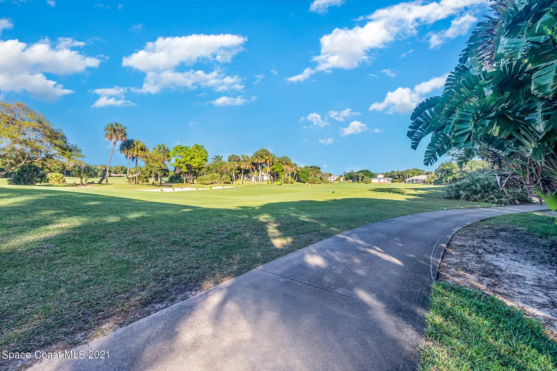 Photo of 385 Hammock Shore Drive