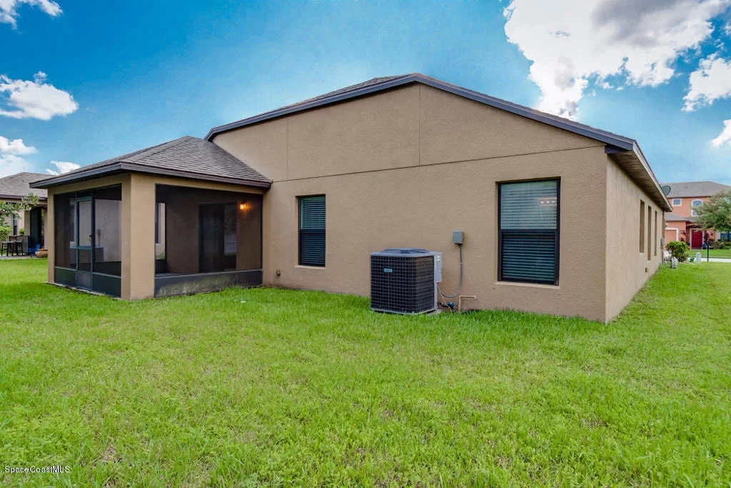 Photo of 534 Dryden Circle