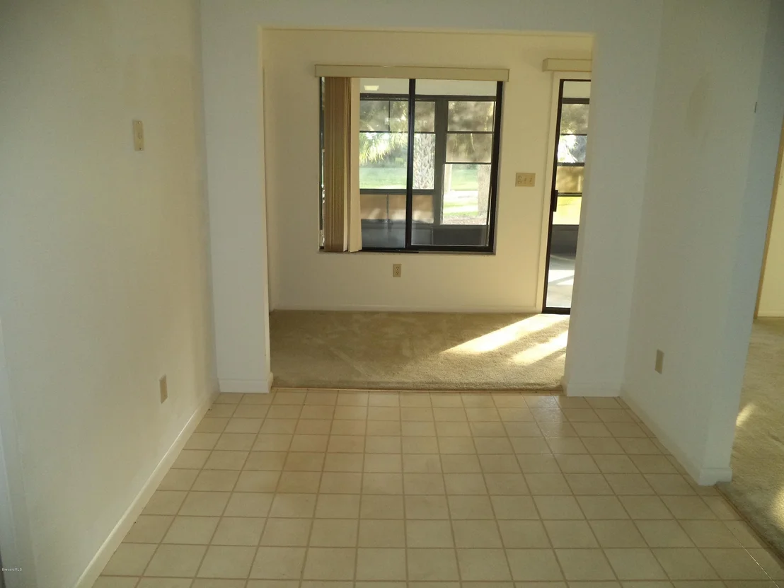 Photo of 1615 Frontier Drive