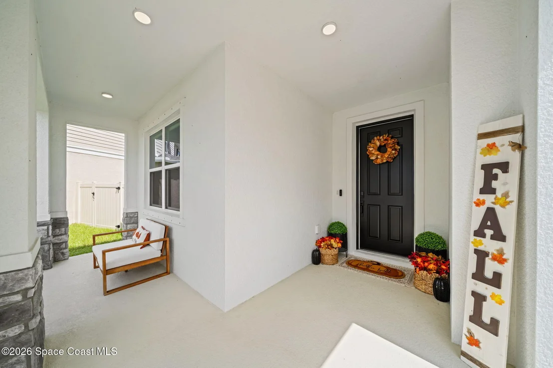 Photo of 446 Glaspell Circle SE
