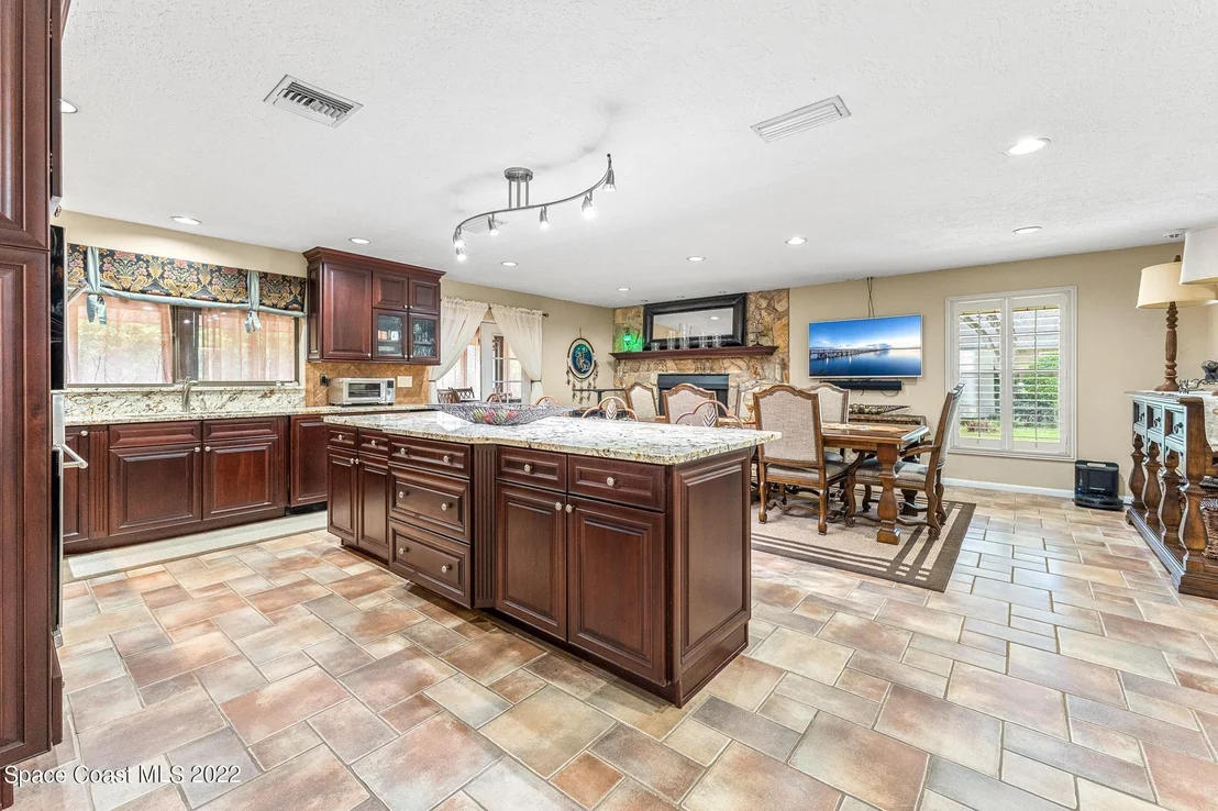 Photo of 1441 Donna Marie Drive