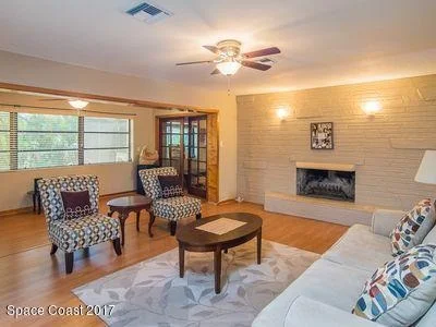 Photo of 1261 Knecht Road NE