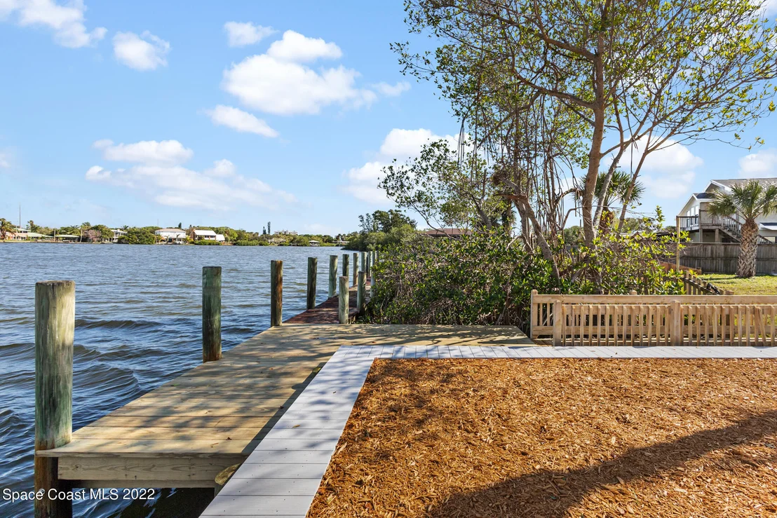 Photo of 77 W Bay Drive
