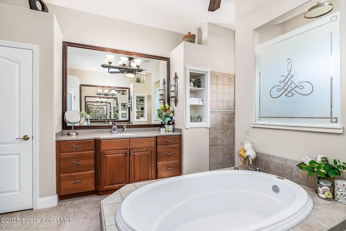 Photo of 6115 Anello Drive