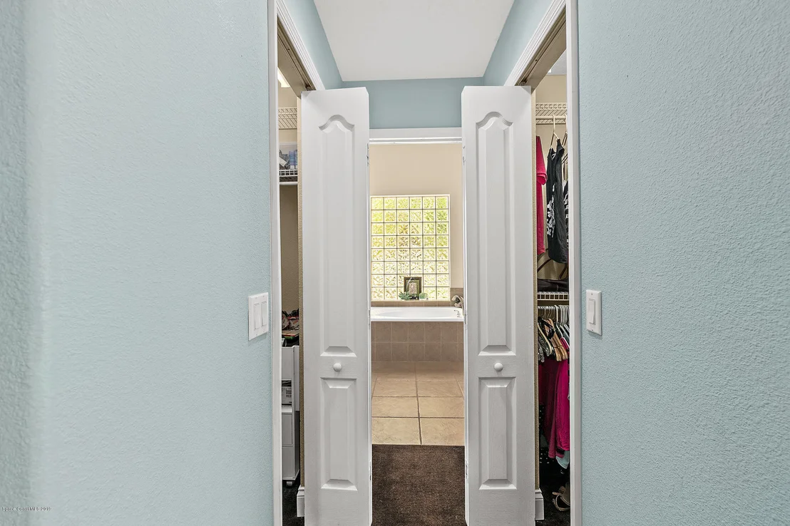 Photo of 2183 Woodfield Circle