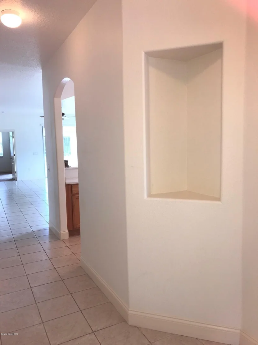 Photo of 302 Waterside Circle