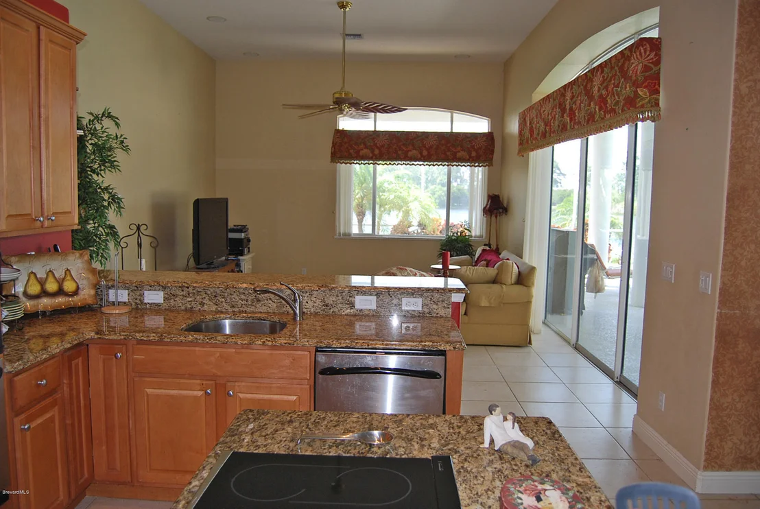 Photo of 6070 Herons Landing Drive