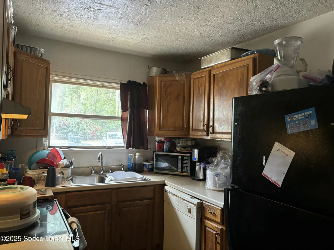 Photo of 815 Varr Avenue