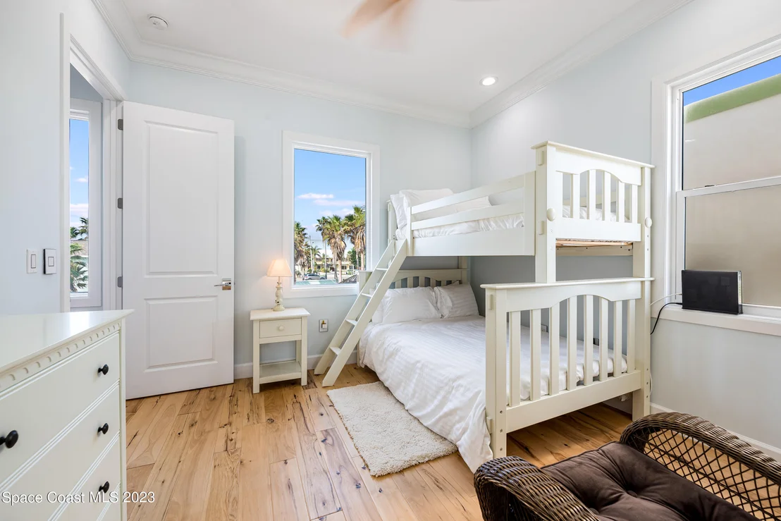 Photo of 795 Shell Street