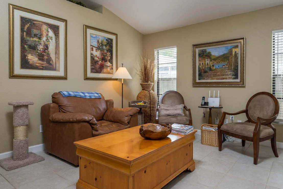 Photo of 4725 Riverside Road