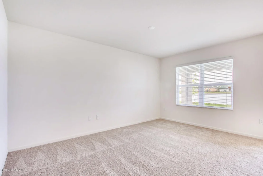 Photo of 3292 Indian River Parkway