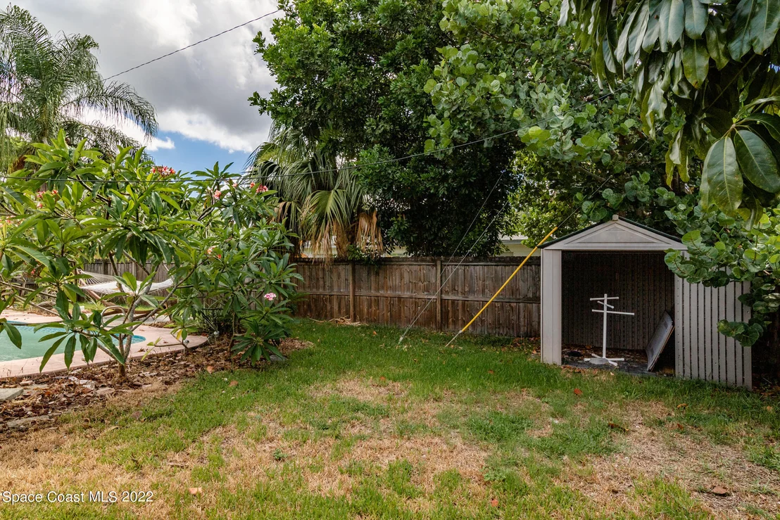 Photo of 847 Clarke Avenue