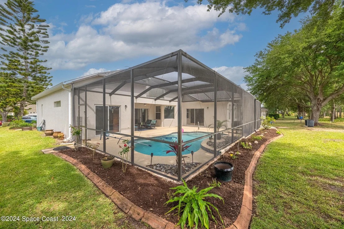 Photo of 1948 Windbrook Drive