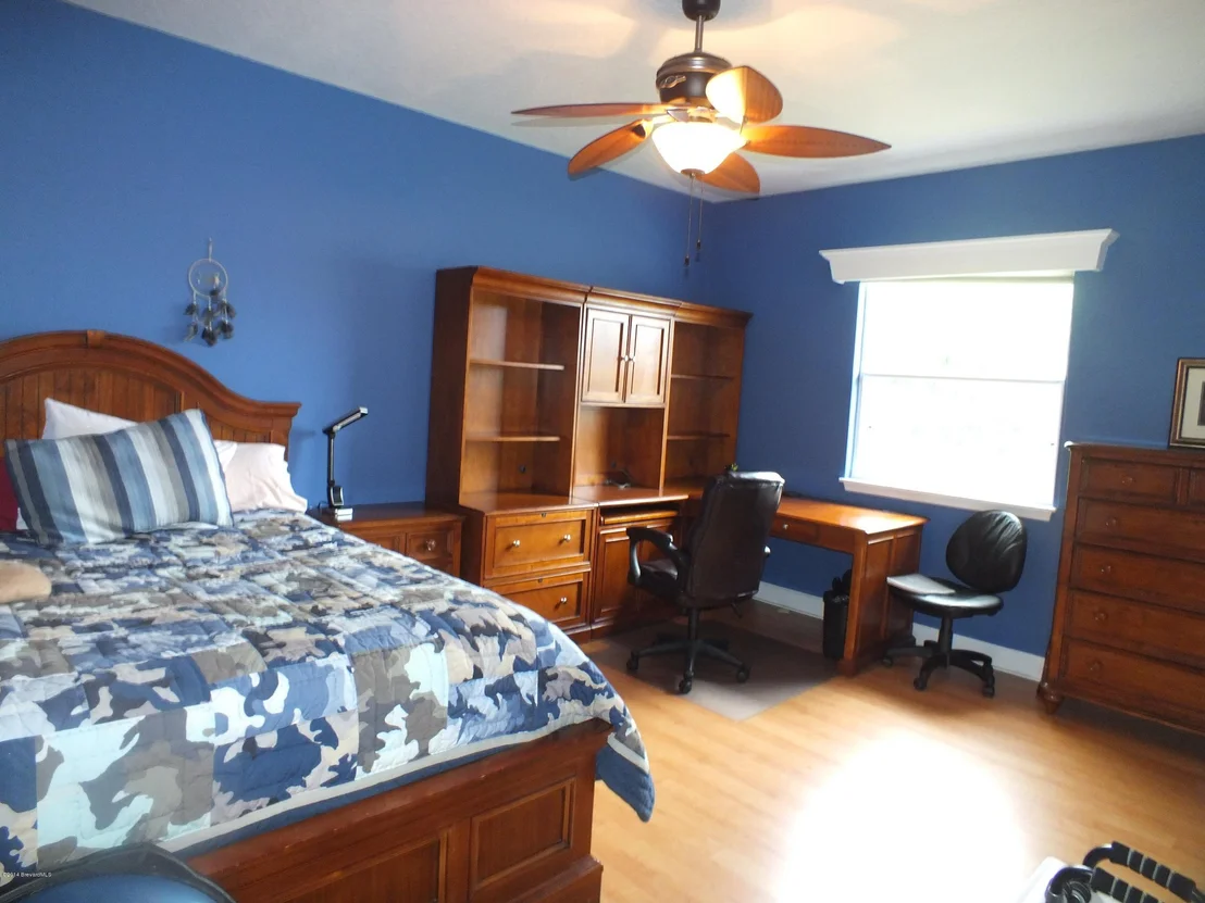 Photo of 470 Oriole Lane