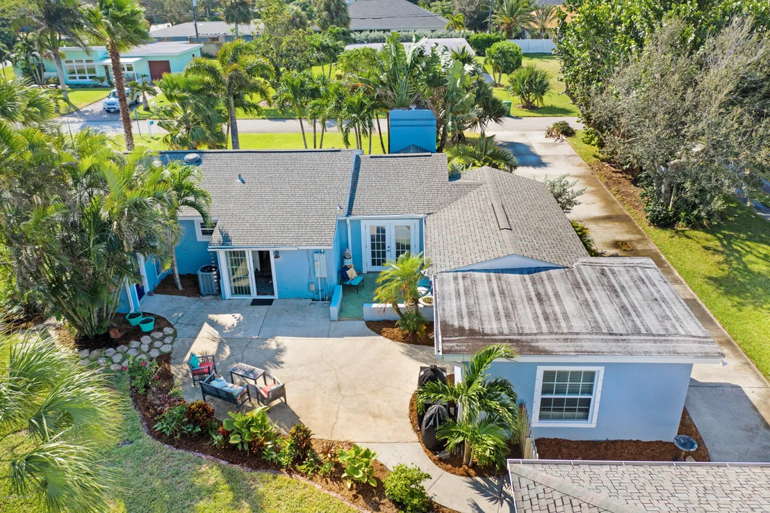 Photo of 212 1st Avenue