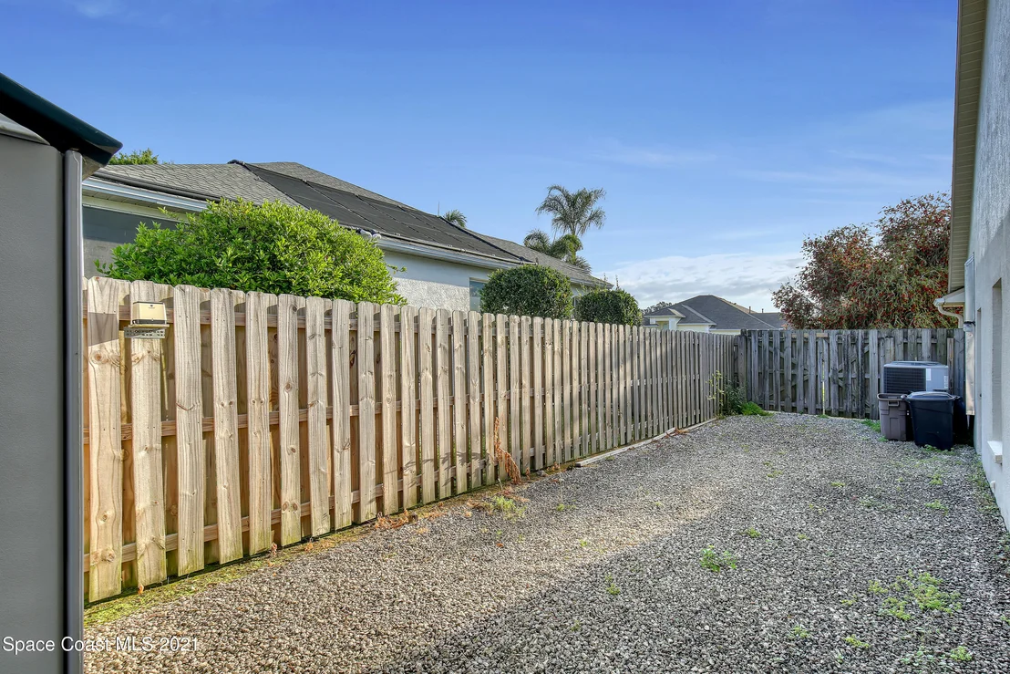 Photo of 1461 Wellington Circle