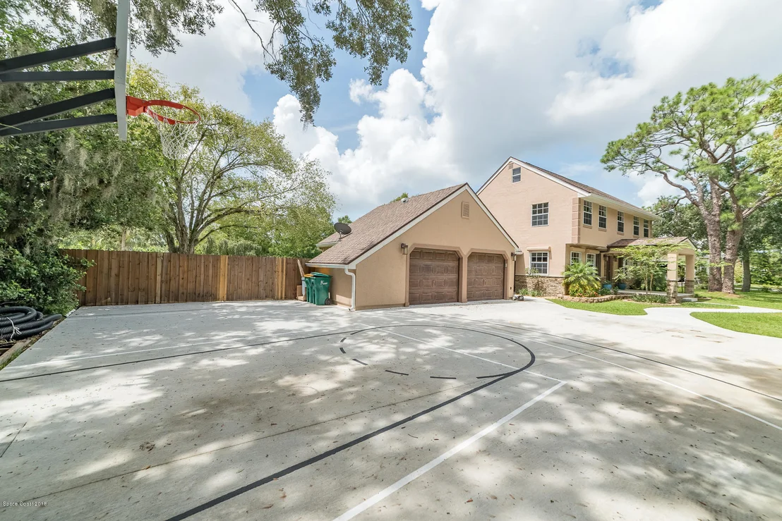 Photo of 5241 Palomino Drive