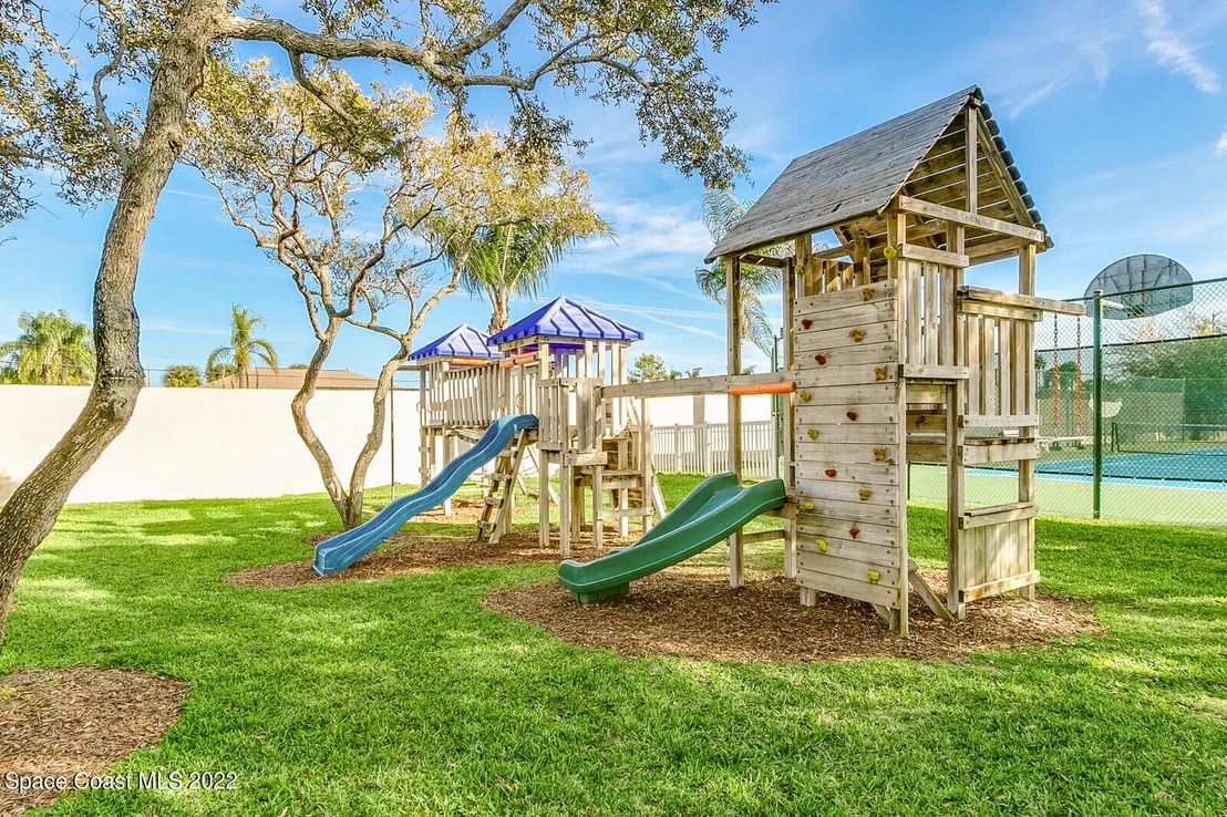 Photo of 218 Waterside Drive