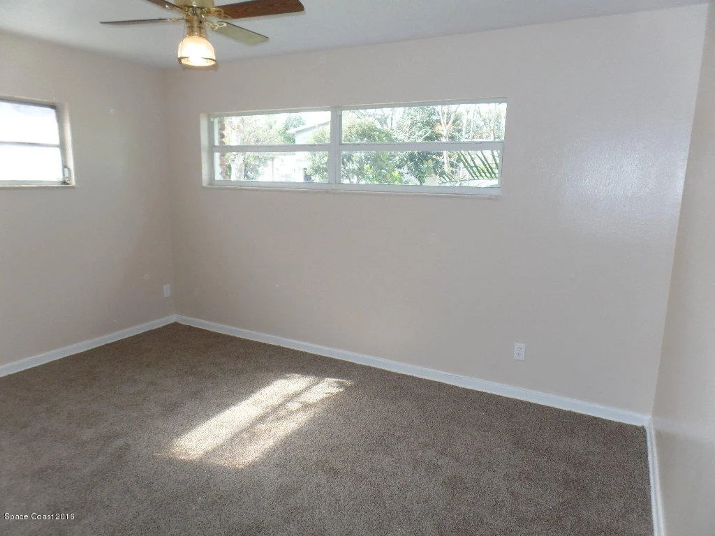 Photo of 1720 Golfview Drive