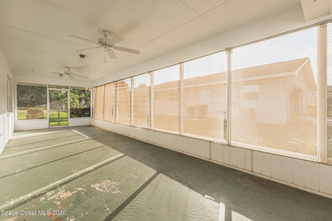 Photo of 1945 Trimble Road
