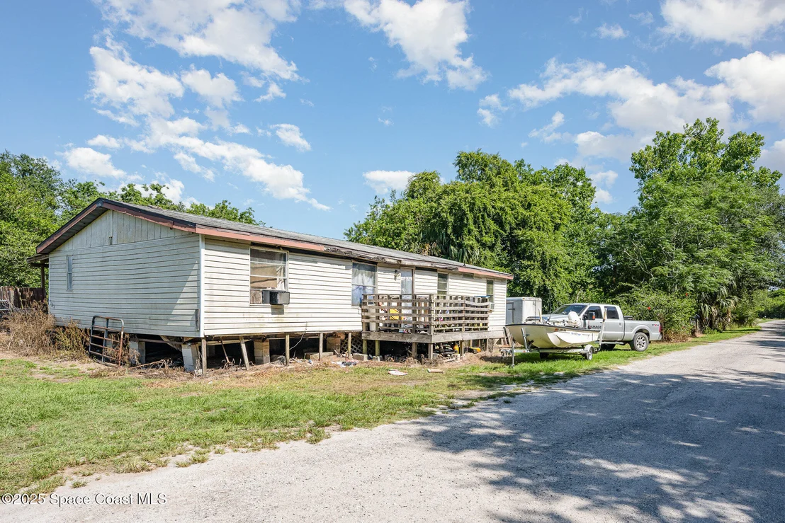 Photo of 2675 Brockett Road