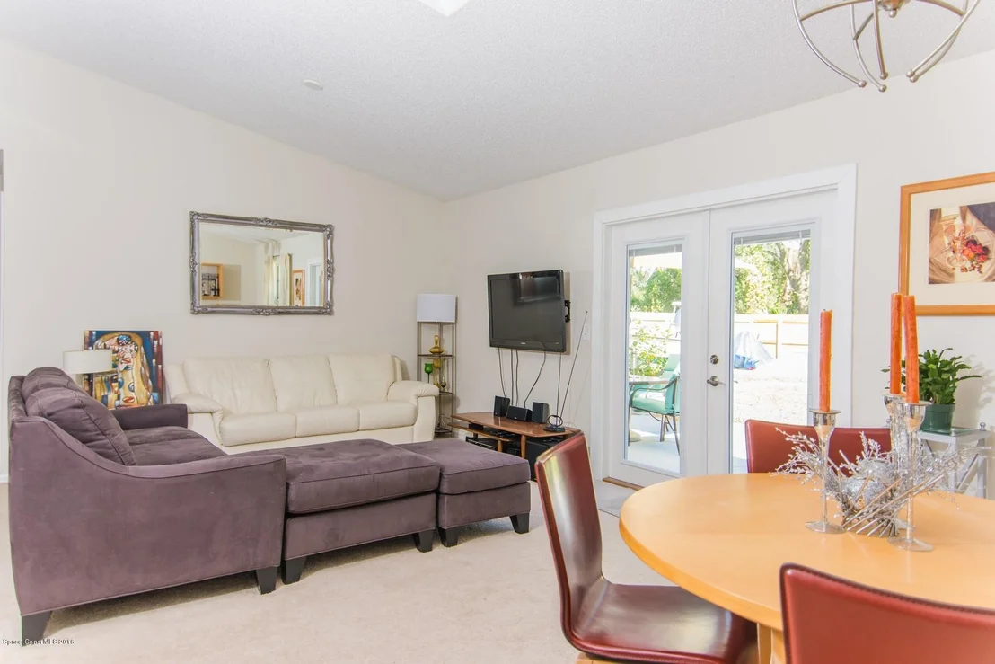 Photo of 7215 Freeport Road