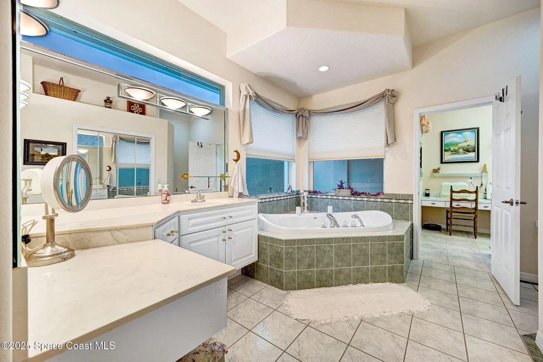 Photo of 5731 Herons Landing Drive