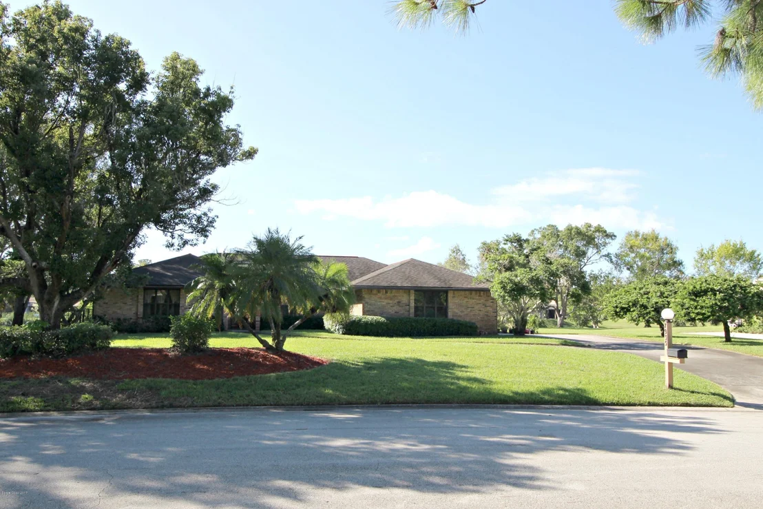 Photo of 7935 Timberlake Drive