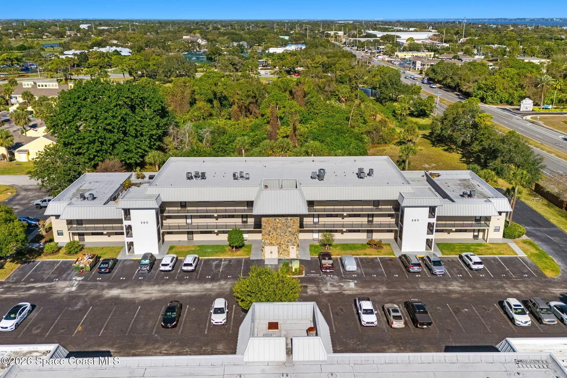 Photo of Unit 1222 at 305 Tangle Run Boulevard