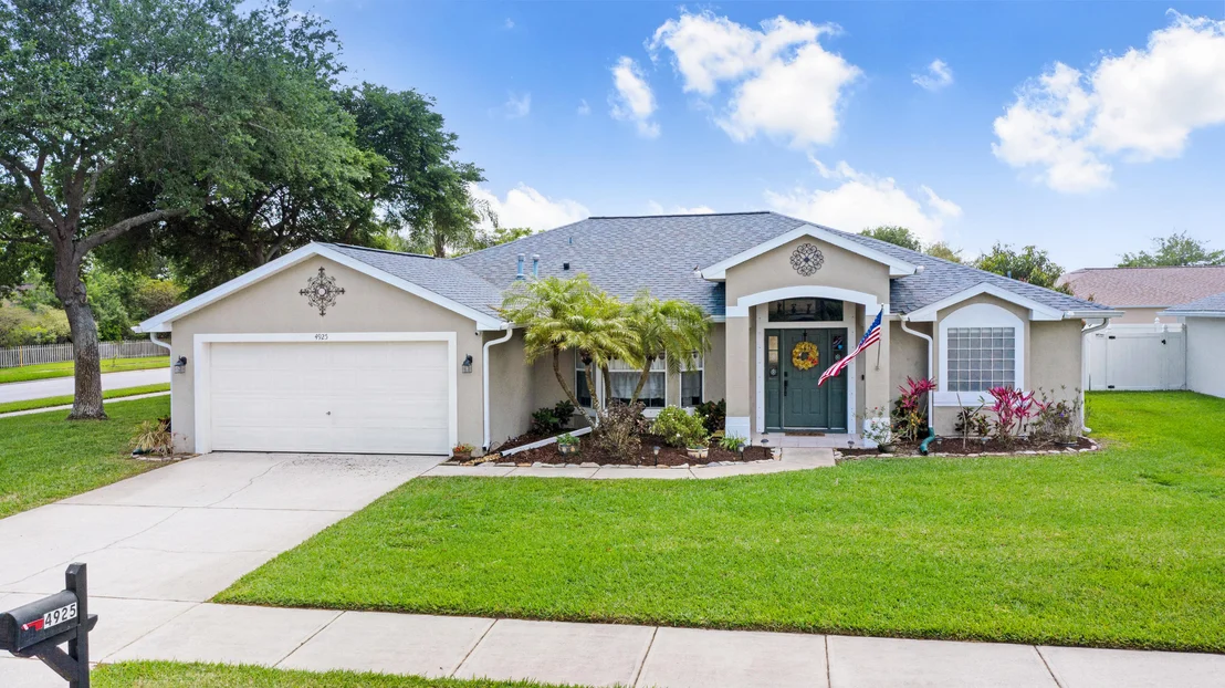 Photo of 4925 Buttonwood Drive