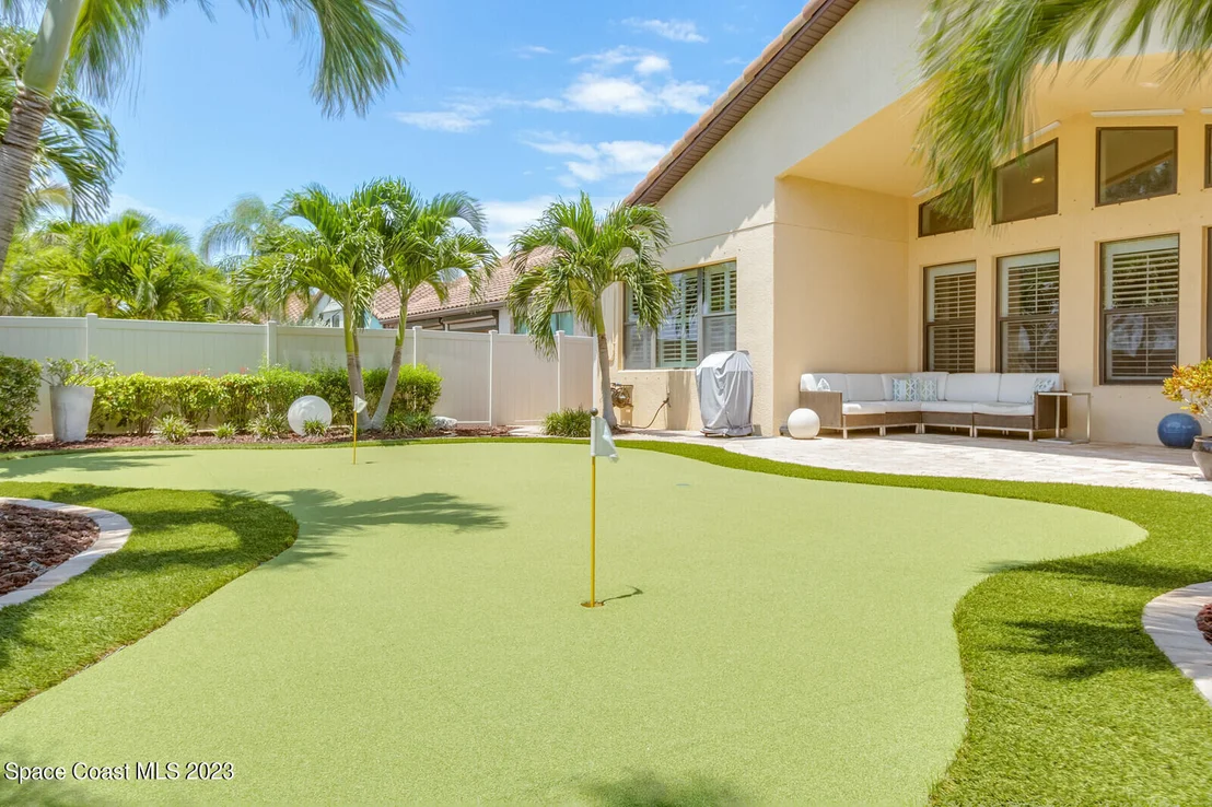 Photo of 239 Montecito Drive