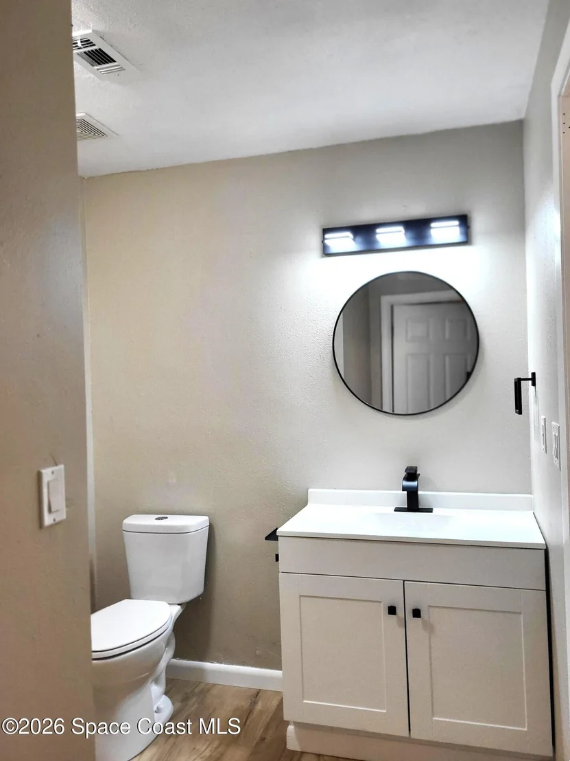 Photo of Unit 201 at 100 Canebreakers Drive