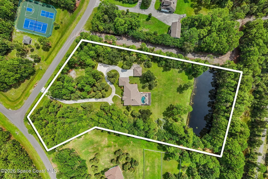 Photo of 5453 The Willows Drive