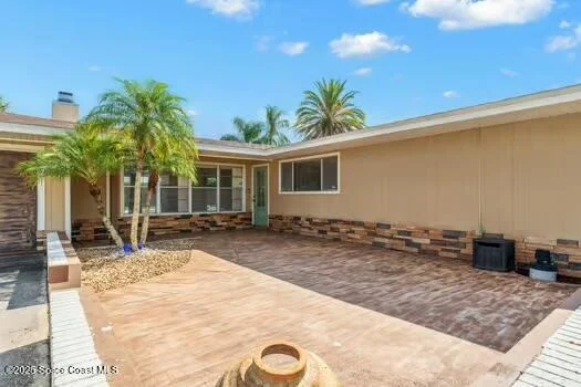 Photo of 933 Waialae Circle NE