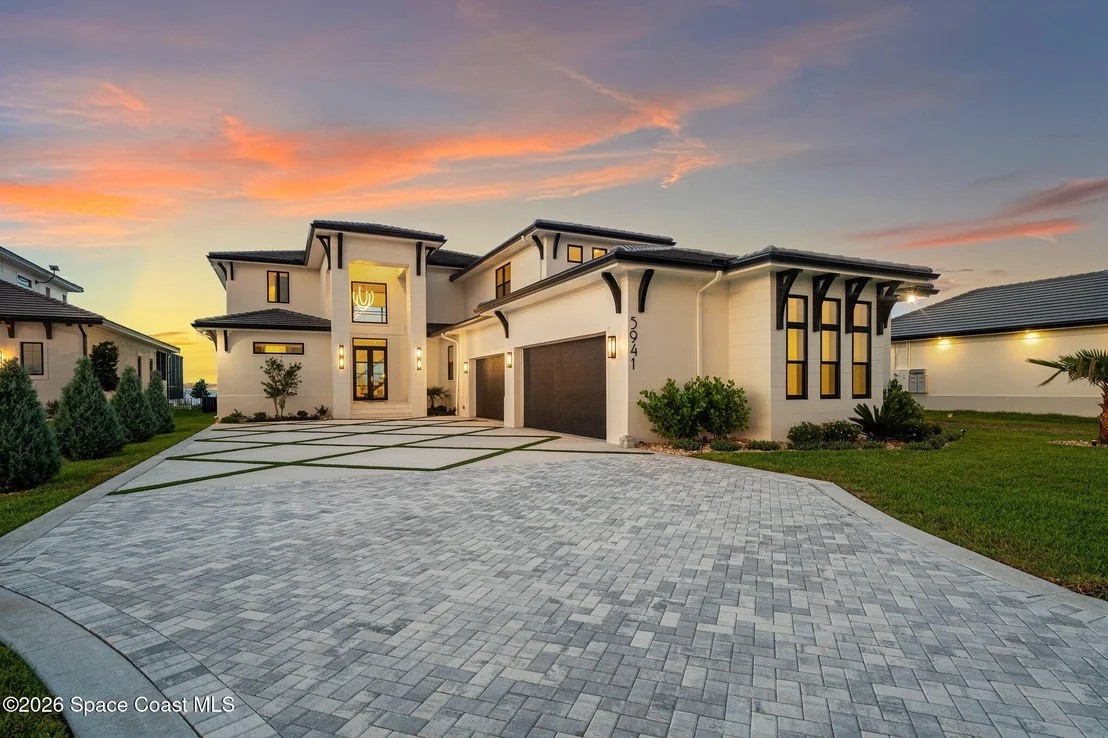 Photo of 5941 Constellation Drive