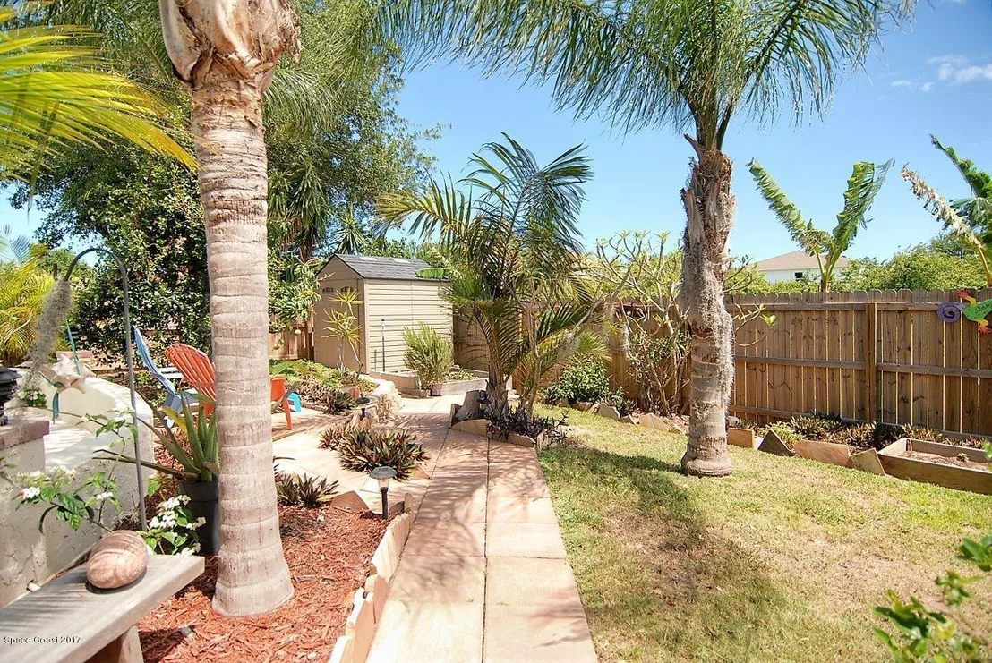 Photo of 1784 Clover Circle