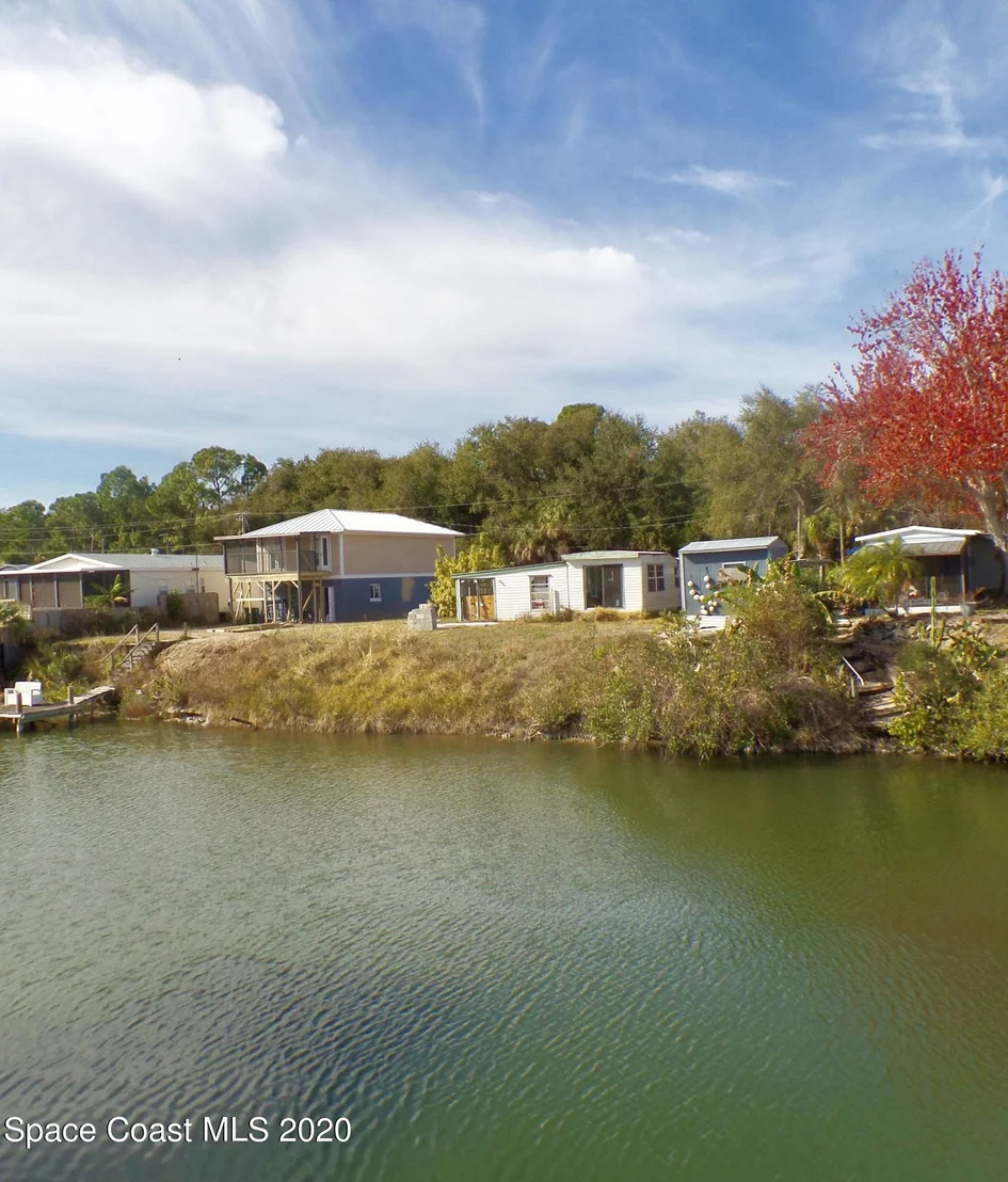 Photo of 131 E Ariel Road